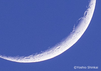 三日月 UP.jpg