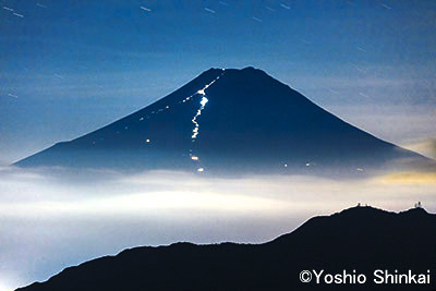夜の富士山 1.jpg